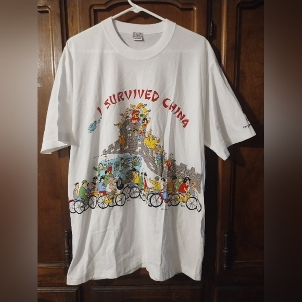 Vintage 80s I Survived China Single Stich‎ Tshirt
